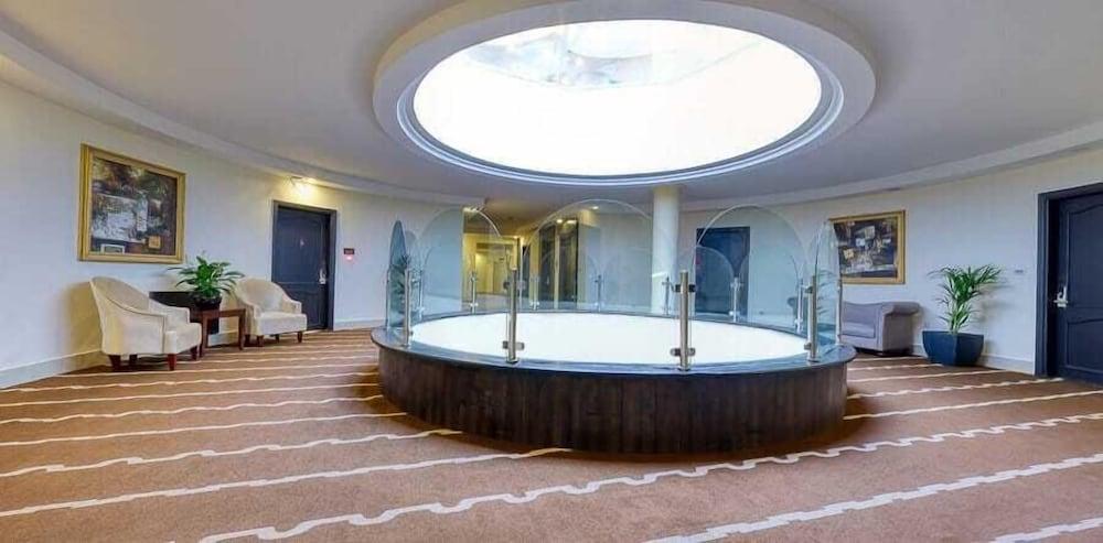 Carnival Hotel Amman Exterior photo